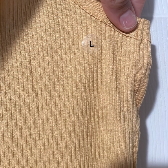 American Eagle Sleeveless Top - Picture 2 of 4